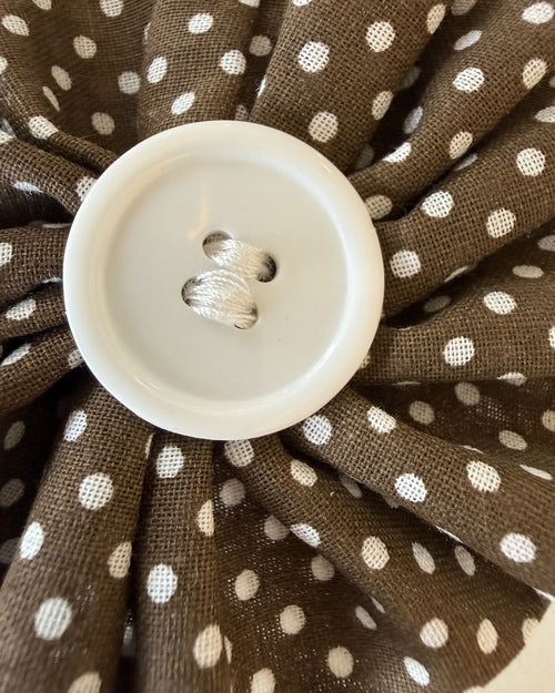 Chocolate Drop Collar Blossom — closeup view | Hector's Threads
