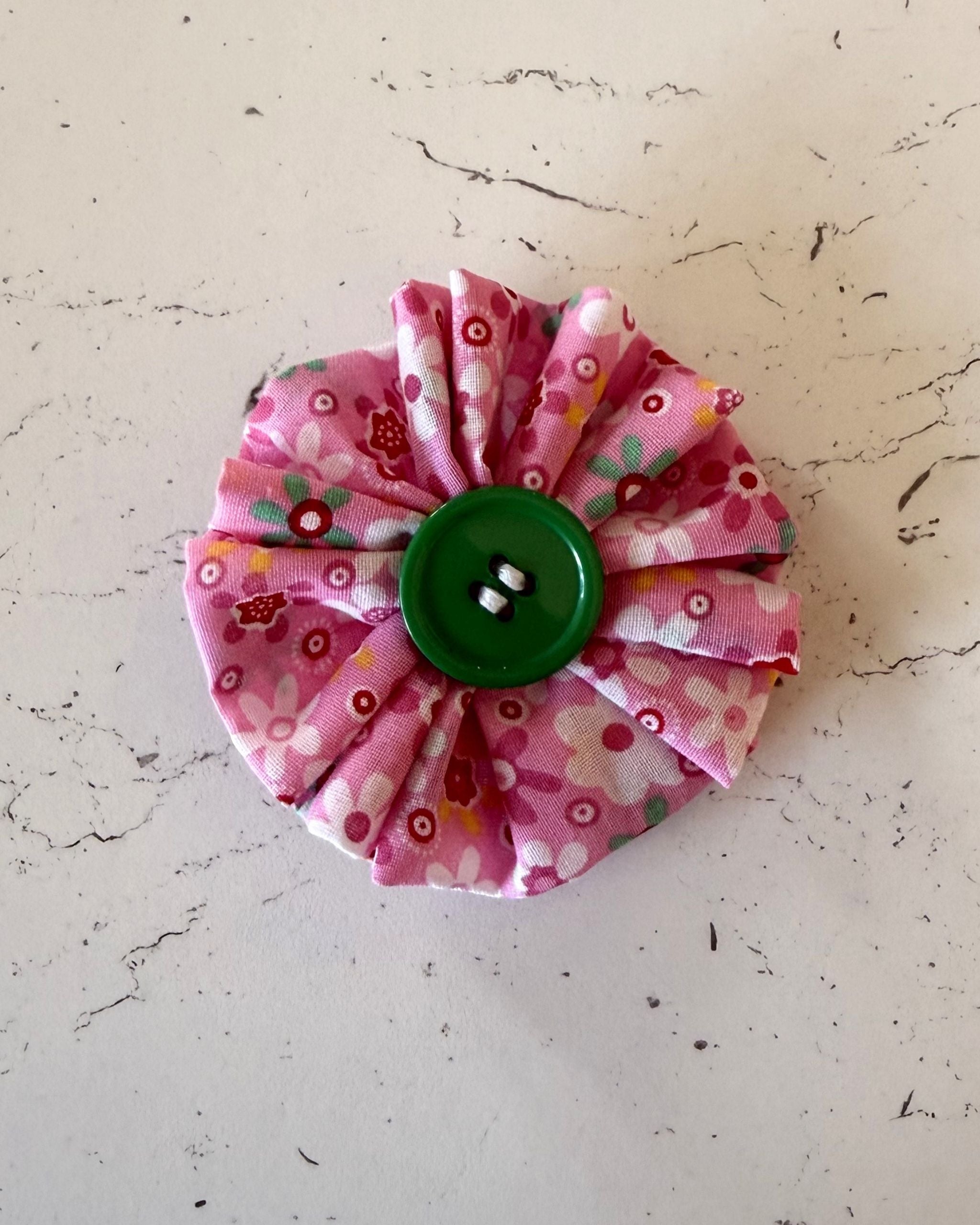 Cottage Garden Collar Blossom — front view | Hector's Threads