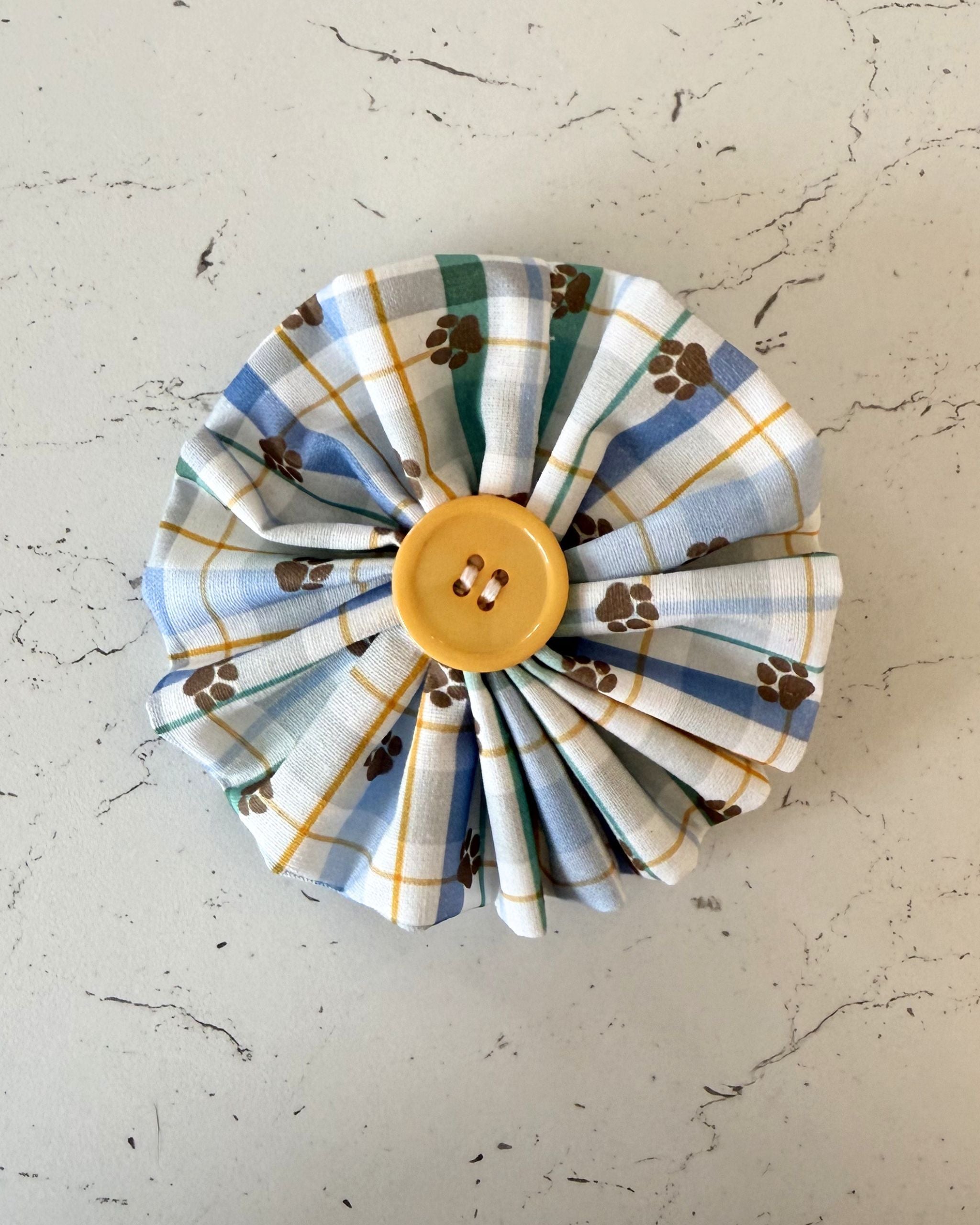Paw Print Picnic Collar Blossom — front view | Hector's Threads