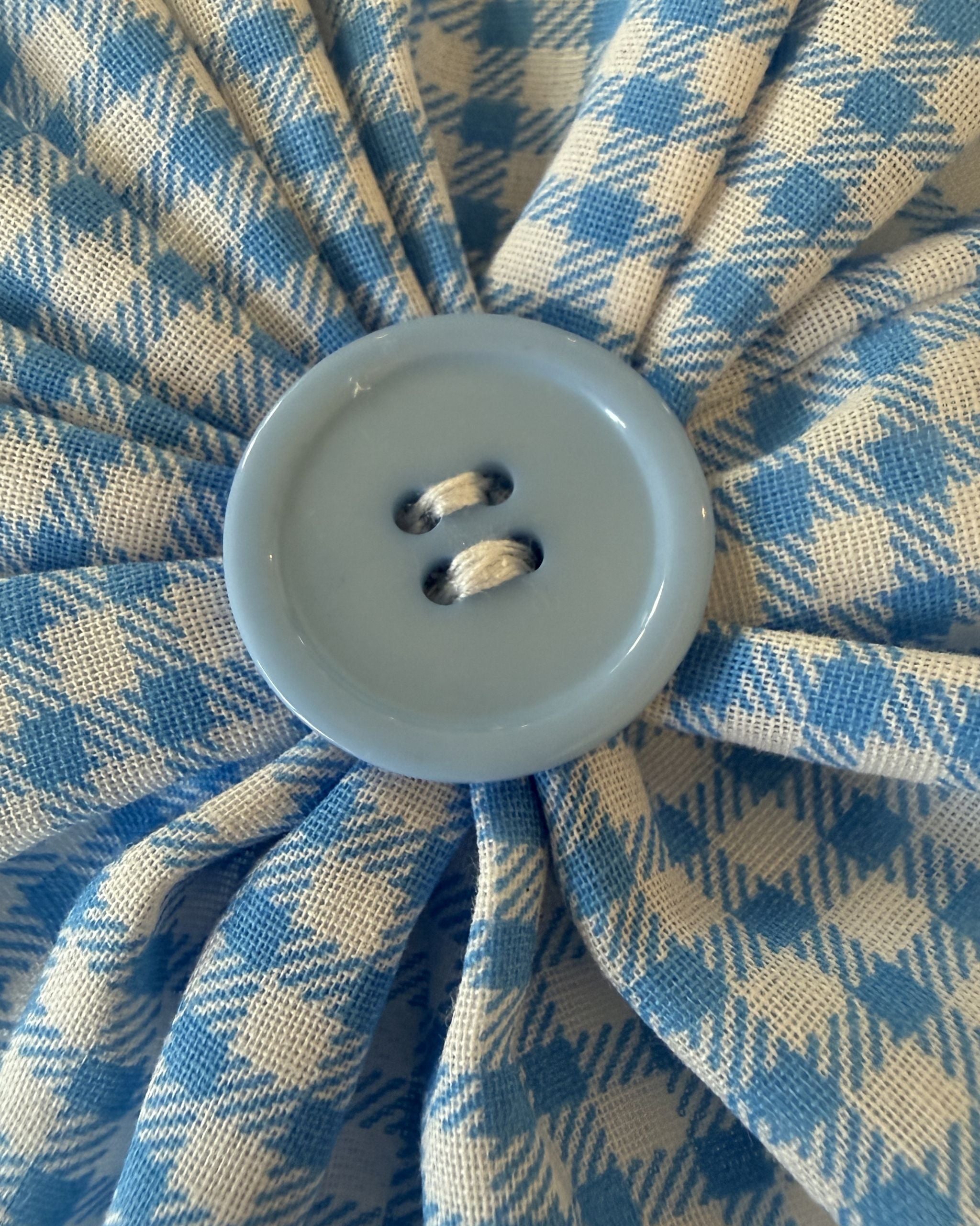 Picnic Day Collar Blossom — closeup view | Hector's Threads