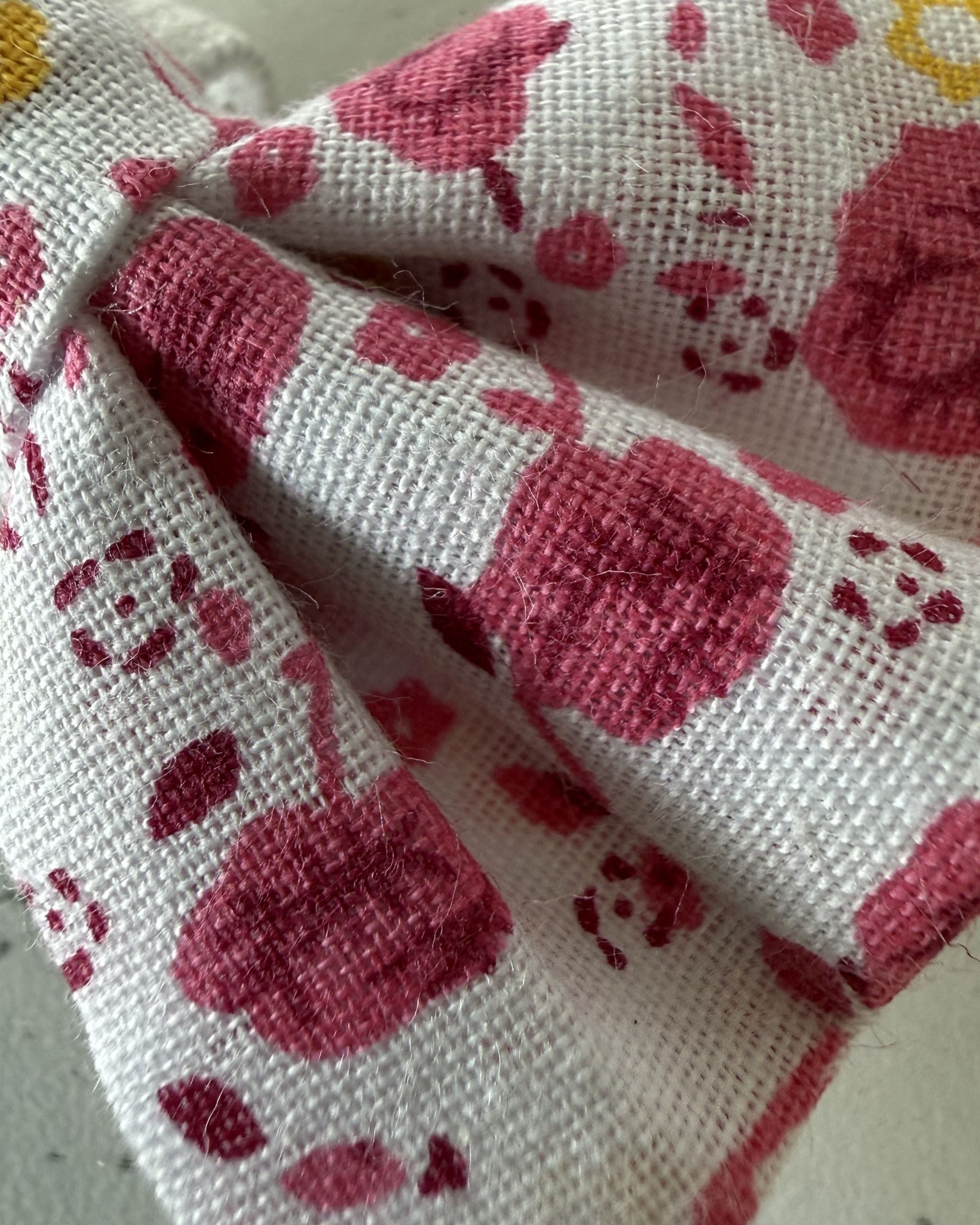 Rose Garden Dog Bow — closeup view | Hector's Threads