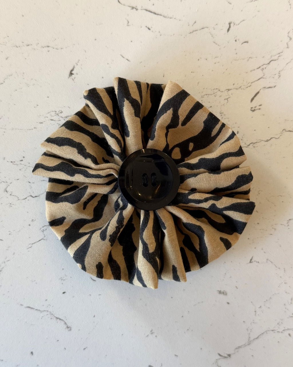 Safari Sunset Collar Blossom — front view | Hector's Threads