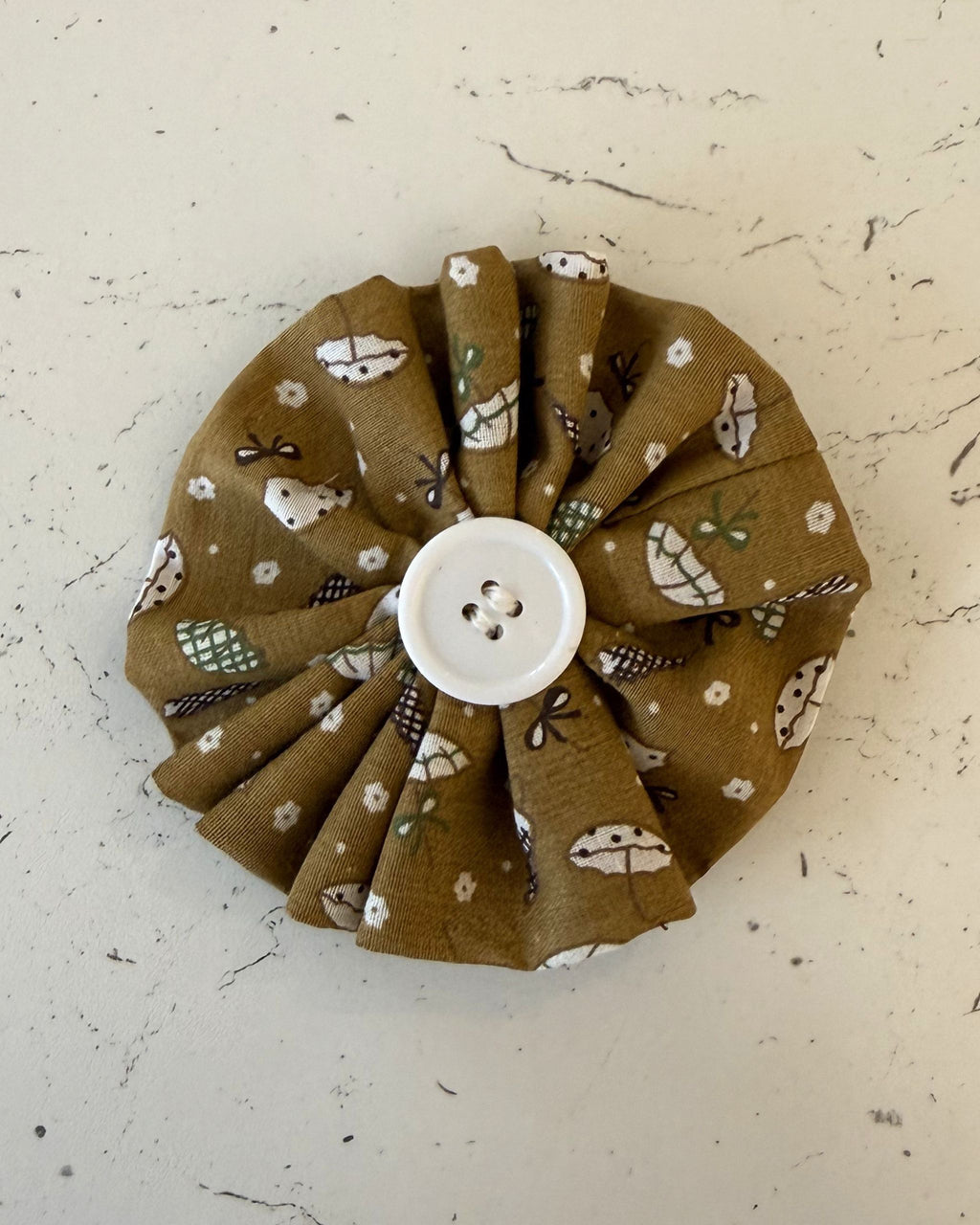 Up & Away Collar Blossom — front view | Hector's Threads