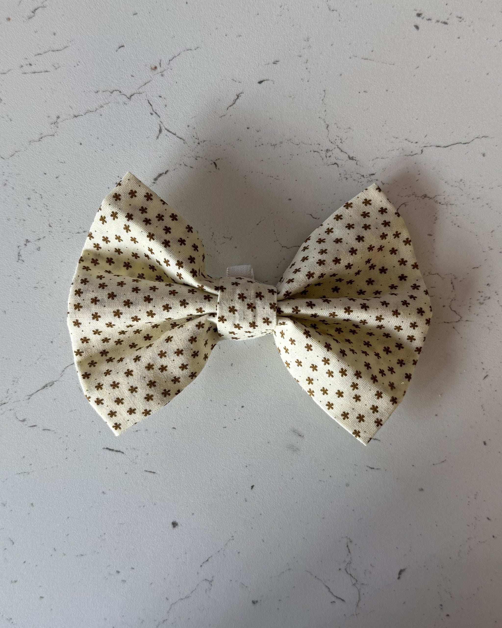 Vintage Star Dog Bow — front view | Hector's Threads