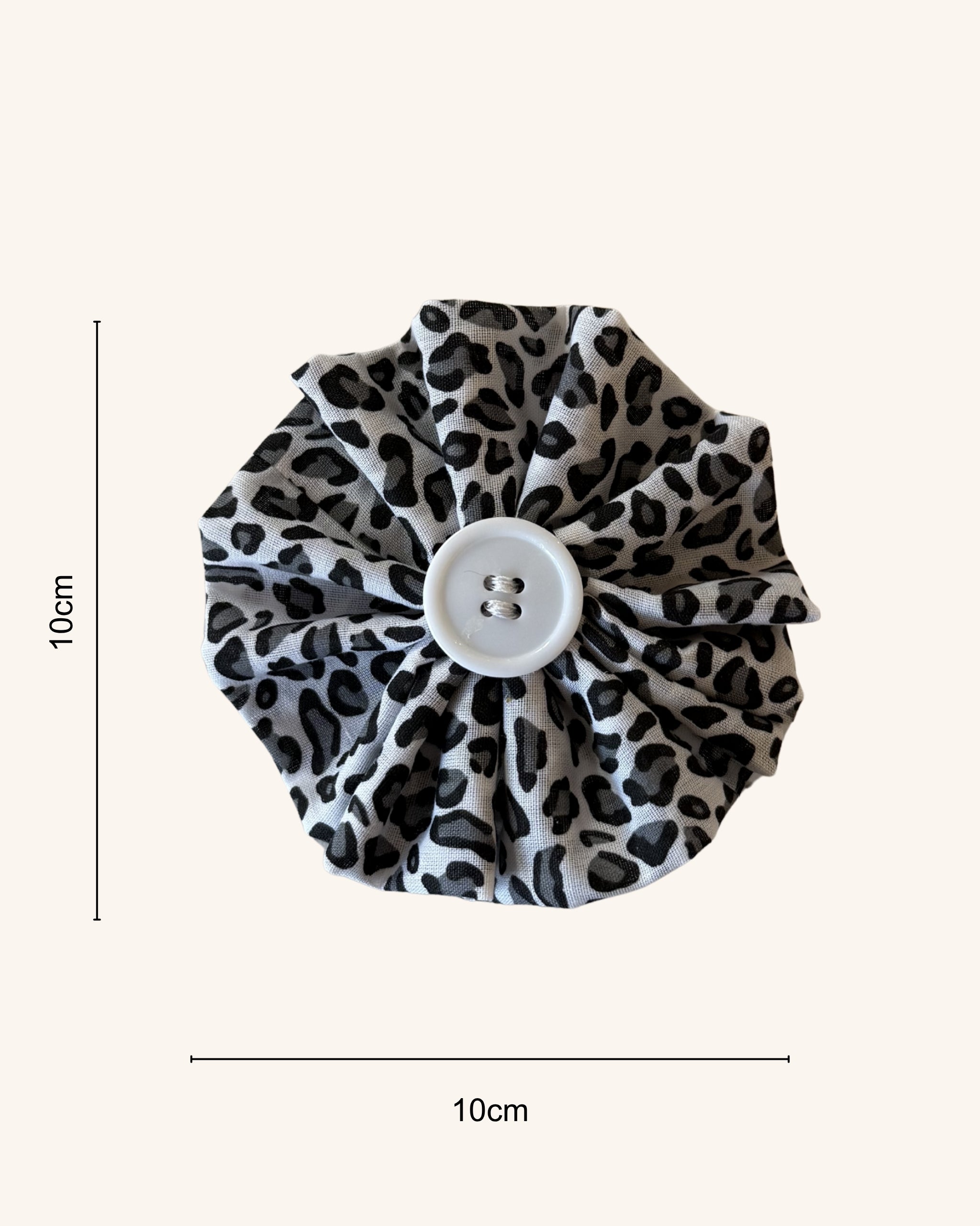 Snow Leopard Collar Blossom